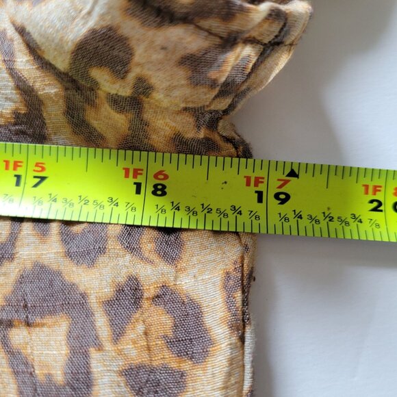 Leopard Print Christopher & Banks Womens Blouse Short Sleeve Small Lightweight S - Picture 7 of 8